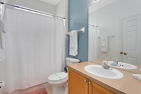 Immaculate 4 Bedrooms 3 Bathroom in Windsor Palms