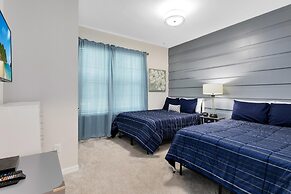 Luxury Town Home With Splash Pool in Solara Resort