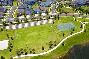 Luxury Town Home With Splash Pool in Solara Resort