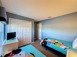4 Bed in Emerald Island Resort Mins to Disney