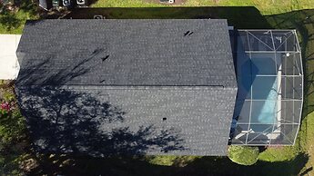 4 Bed in Emerald Island Resort Mins to Disney