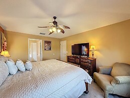 4 Bed in Emerald Island Resort Mins to Disney