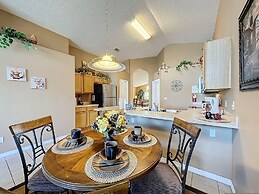 4 Bed in Emerald Island Resort Mins to Disney