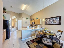 4 Bed in Emerald Island Resort Mins to Disney