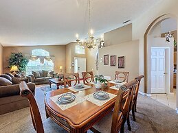 4 Bed in Emerald Island Resort Mins to Disney