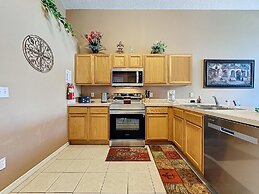 4 Bed in Emerald Island Resort Mins to Disney