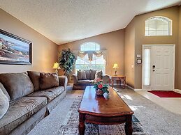 4 Bed in Emerald Island Resort Mins to Disney