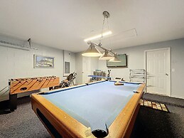 4 Bed in Emerald Island Resort Mins to Disney