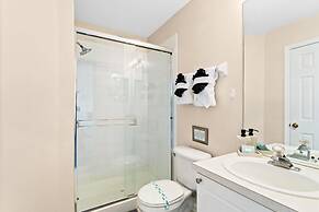 South Facing Pool 4 Bedroom 3 Bath Villa