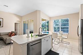 South Facing Pool 4 Bedroom 3 Bath Villa