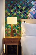 DUO Hotel Lisbon, Curio Collection by Hilton