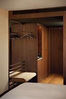 DUO Hotel Lisbon, Curio Collection by Hilton