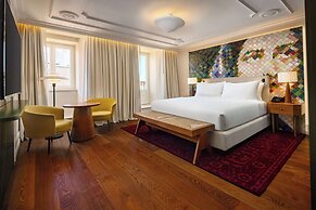 DUO Hotel Lisbon, Curio Collection by Hilton
