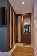 DUO Hotel Lisbon, Curio Collection by Hilton
