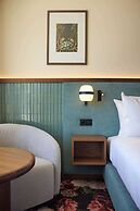 DUO Hotel Lisbon, Curio Collection by Hilton