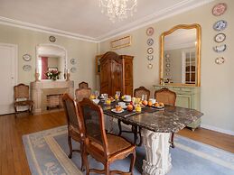 Paris Prestige Rousseau Residence