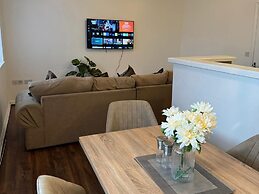 Apt Sleeps5-parkg-netflix-near City Centre/etihad