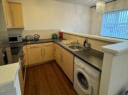 Apt Sleeps5-parkg-netflix-near City Centre/etihad