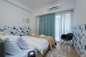 Fully Renovated Flat in Prime Location