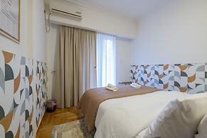 Fully Renovated Flat in Prime Location