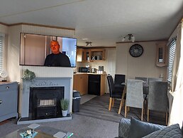 Beach House - Dog Friendly, Anderby Creek