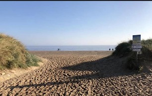 Beach House - Dog Friendly, Anderby Creek