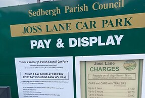 Sedbergh Penthouse - Kingbed - Tv - Wifi