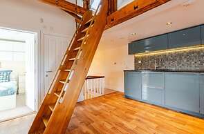 Sedbergh Penthouse - Kingbed - Tv - Wifi