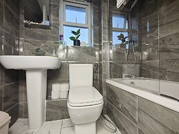 Tyburn Home, Birmingham With Free Parking