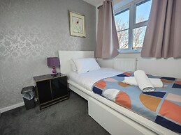 Tyburn Home, Birmingham With Free Parking