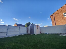 Tyburn Home, Birmingham With Free Parking