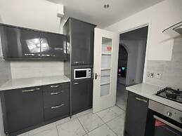 Tyburn Home, Birmingham With Free Parking