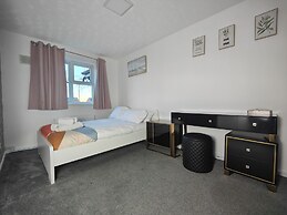 Tyburn Home, Birmingham With Free Parking