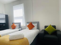 Remarkable 4-bed House in Bootle, Liverpool