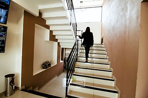 Suites Plaza Acequia