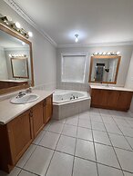 Beautiful Queen Room