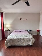 Beautiful Queen Room