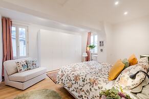 Casa Daria in Lucca With 4 Bedrooms and 3 Bathrooms