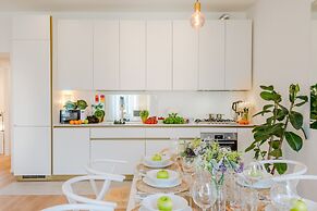 Casa Daria in Lucca With 4 Bedrooms and 3 Bathrooms