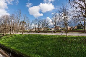 Casa Daria in Lucca With 4 Bedrooms and 3 Bathrooms