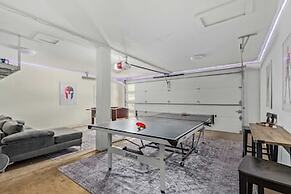 Sunsets on 11th by Avantstay Resort-style Pool + Hot Tub Game Room