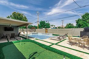 Sunsets on 11th by Avantstay Resort-style Pool + Hot Tub Game Room