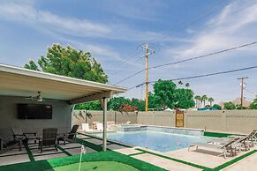 Sunsets on 11th by Avantstay Resort-style Pool + Hot Tub Game Room