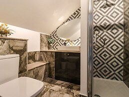 The Swans Nest Lock View