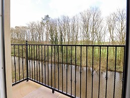 The Swans Nest Lock View