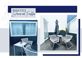 Partenope Hostel and Suites