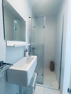 Partenope Hostel and Suites