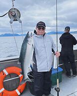 Driftwood Wilderness Lodge