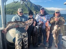 Driftwood Wilderness Lodge