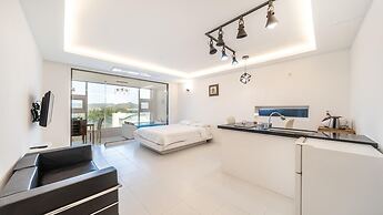 Geoje Badageurigo Pension